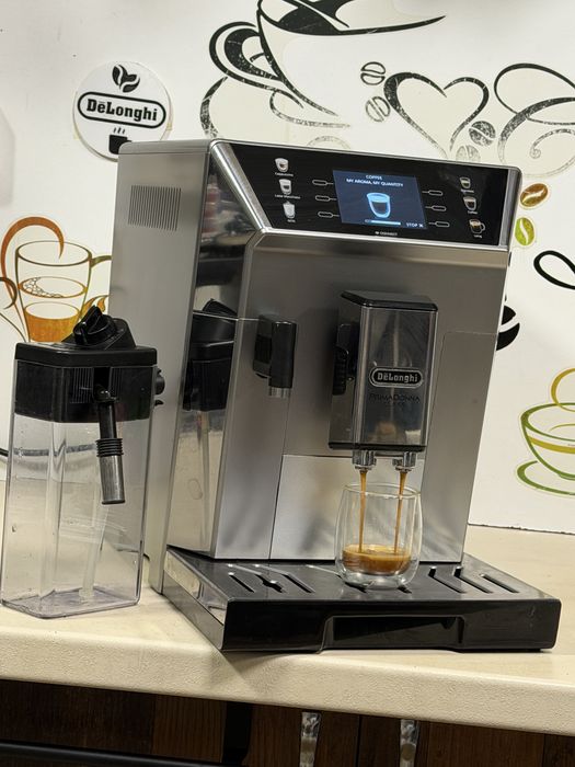 Кафемашина кафе автомат delonghi Primadonna CLASS с гаранция