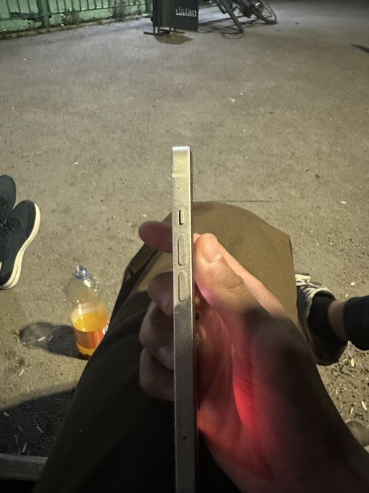 Iphone 13 белый б/у