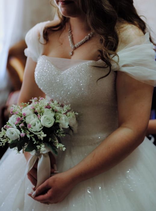 Свадебные платье