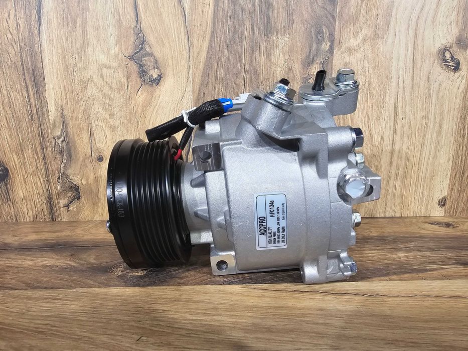 Компрессор кондиционера Chevrolet Tracker