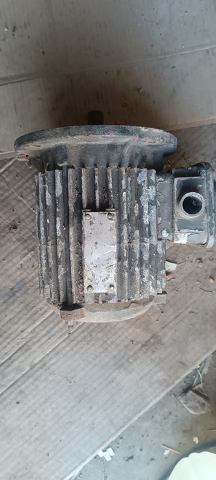 Электро двигателя .рабочие