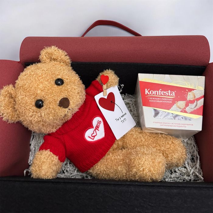 Продам подарочный набор 12500