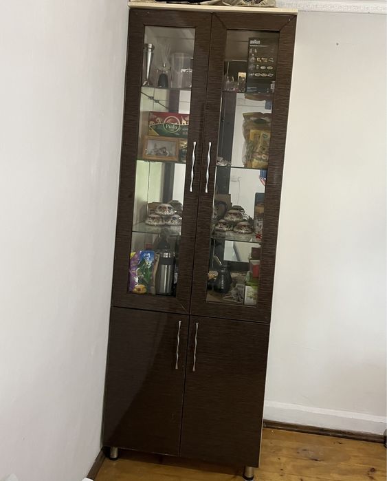 Кухонный шкаф