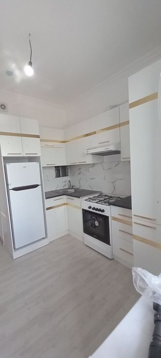 Sifatli oshhona mebelari sikidka
