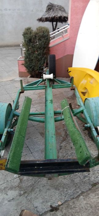 Два колисара за лодка