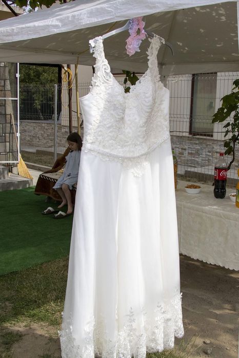 Rochie de mireasă de vânzare