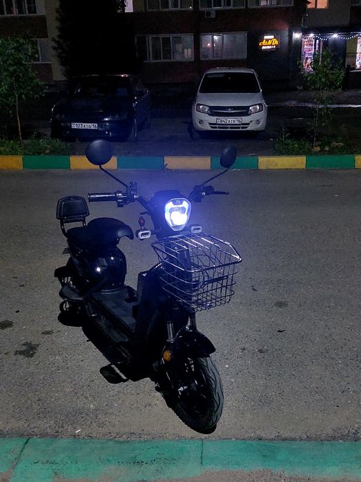 Электроскутер + Шлем в подарок