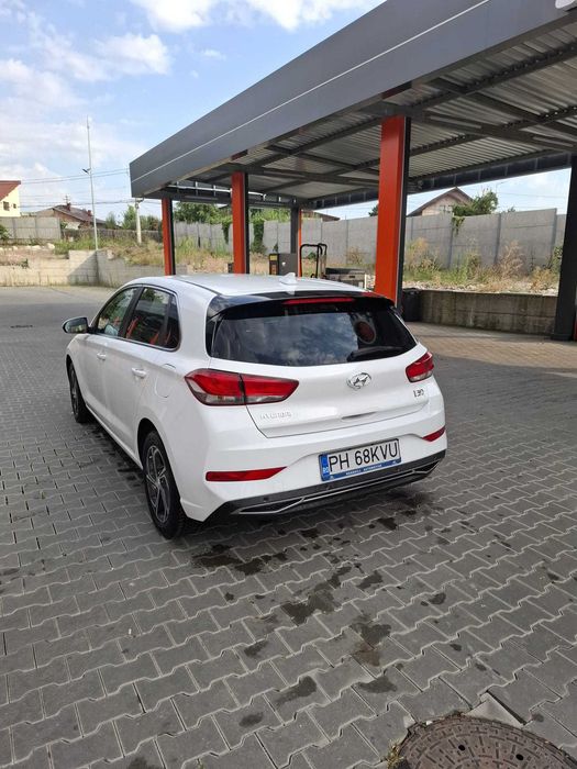 Hyundai i30 2023 1.5 Benzina Euro 6 9000 km Camera Navigatie CarPlay 6+1