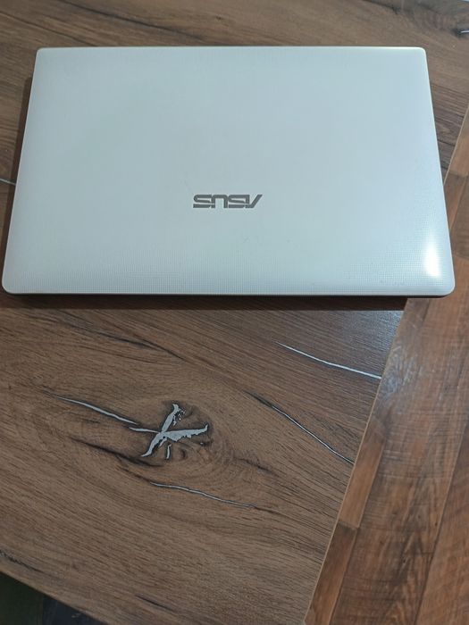 Продам ноутбук ASUS Б/У