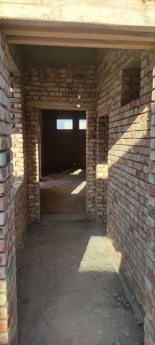 Фаргона уй жой сотилади