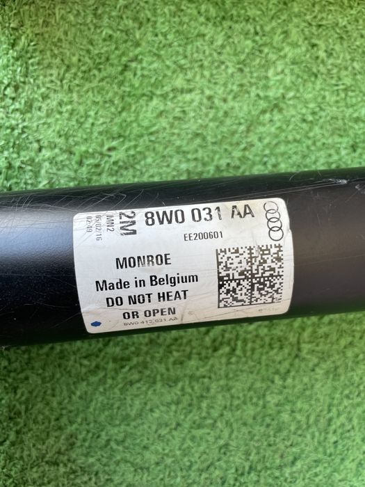 Audi A4 A5 B9 Amortizor stanga dreapta fata complet Nou