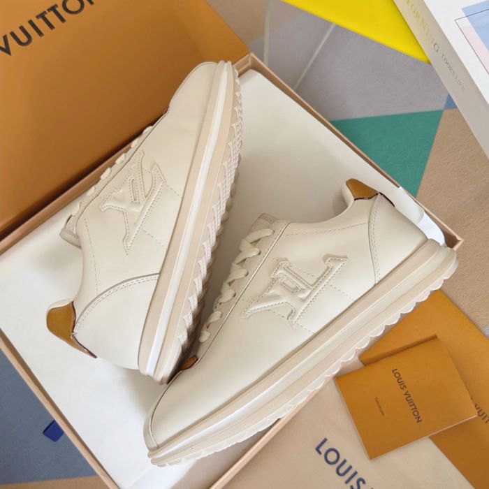 Louis vuitton piele 2026