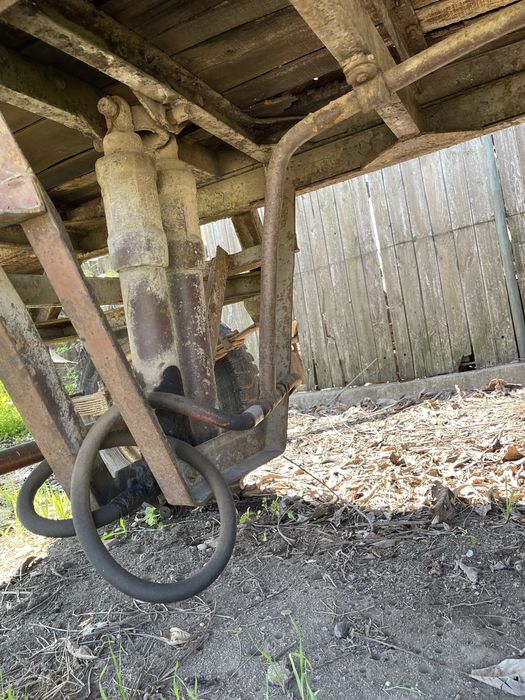 Ремарке самосвално