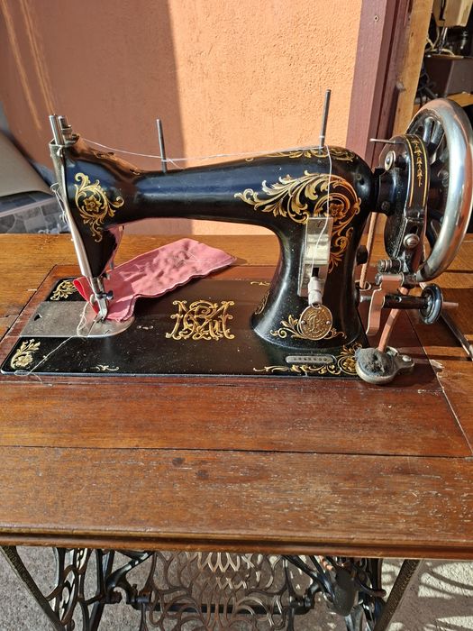 Vand masina de cusut Sincer.