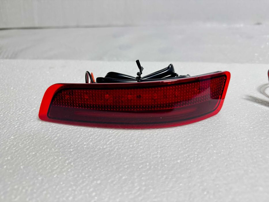 Задние туманки Toyota Corolla (2014-)