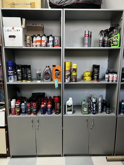 Продам три шкафа.