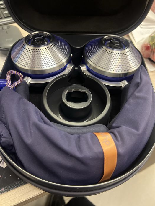 Наушники Dyson zone
