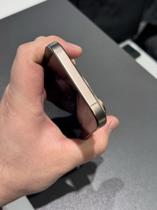 Iphone 16pro 256gb 99%