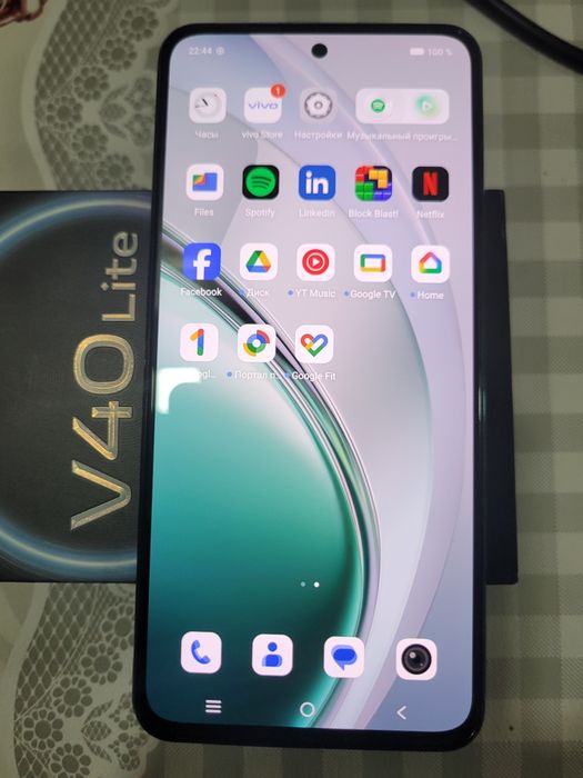 Vivo V40 Lite V2424 8+8/256гб