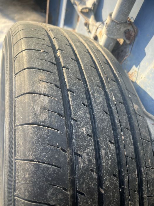 Продам летние шины YOKOHAMA