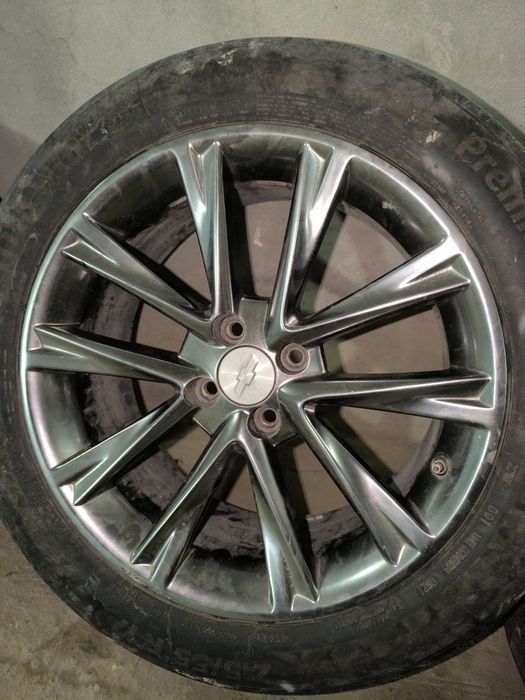 Diska balon 215/45/17R