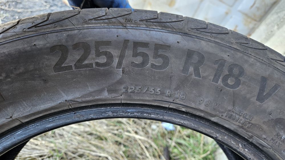 2бр гуми 225 55 18 континентал continental