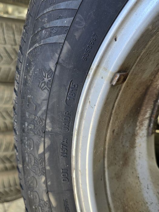 4 Броя 235/55/17 Dunlop 2x5,5mm 2x5mm