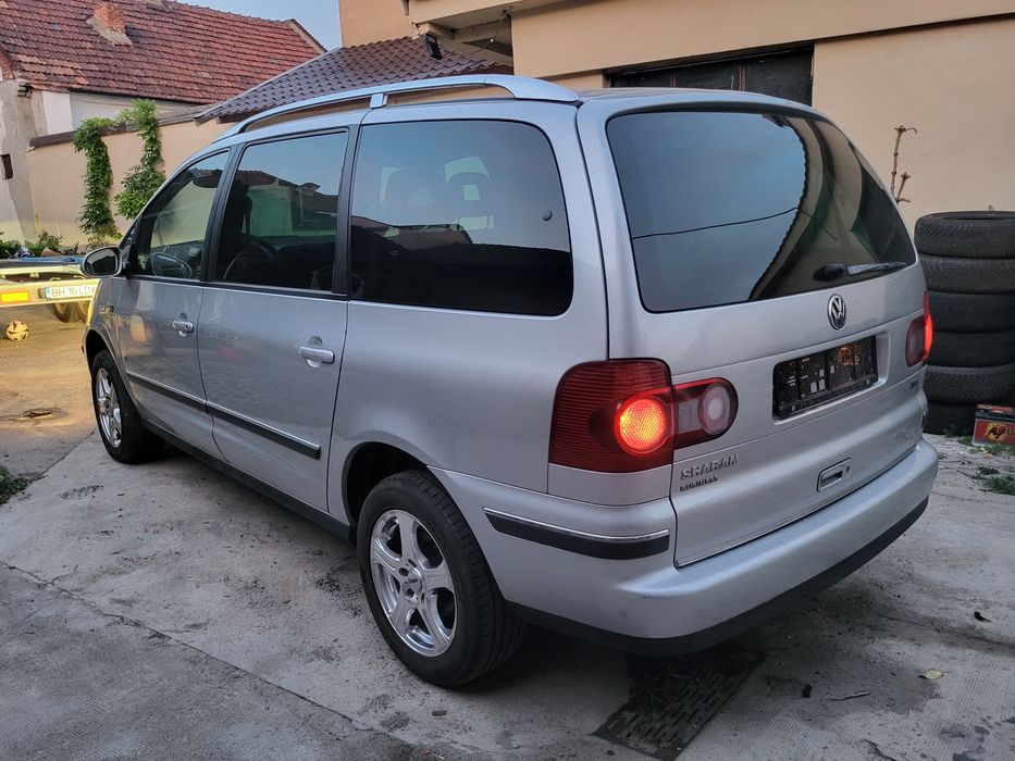 Sharan Anul 2009 1.9 tdi 116cp BVK  7 locuri Xenon Jante Bussines