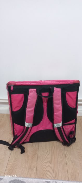 Vând ghiozdan Food Panda pentru livrari