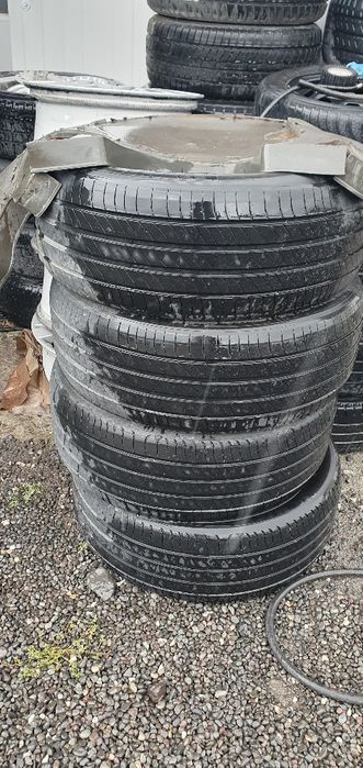 Cauciucuri 255x45 R20 Vara Mercedes ML 320 Pietris • OLX.ro