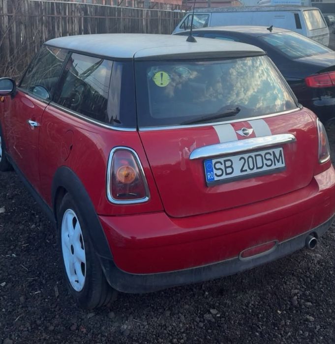 Mini Cooper,roșu.