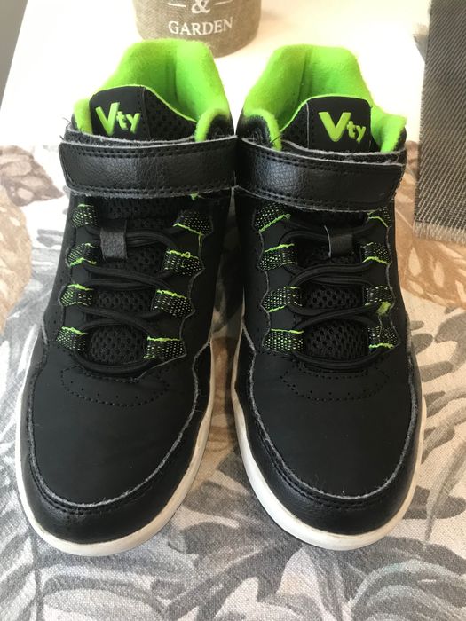 Детски боти за момче ,номер 34