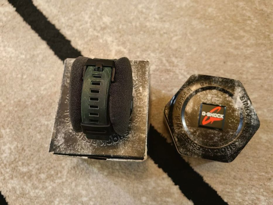 Casio G-Shock GA-2200MFR-3AER