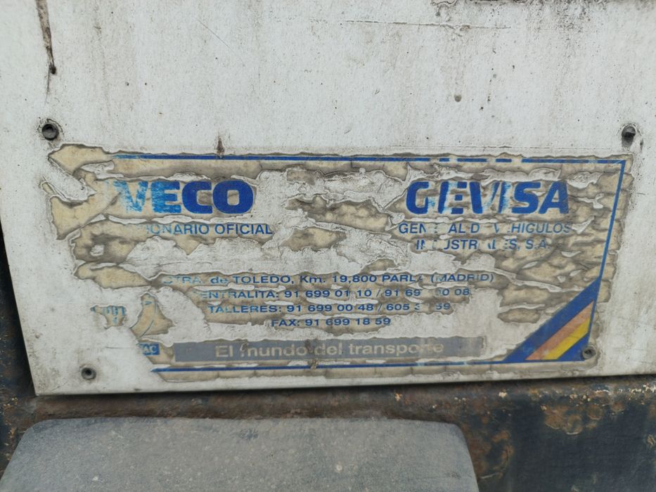 Промтоварный фургон будка