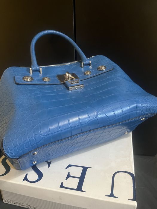 Geanta guess , calvin klein  si sisley