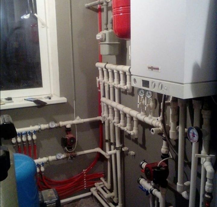 САНТЕХНИК .С большим опытом работы.