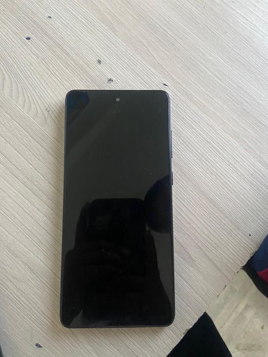 Самсунг а72 өте жақсы істеп тұр Сарыағаш