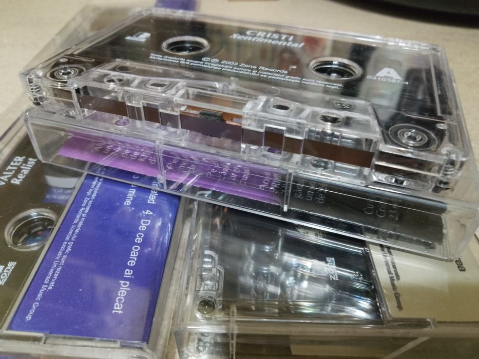I.R.I.S. casete audio originale! Stare excelenta.