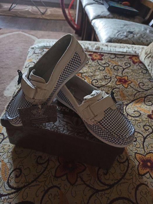 Продам мокасины для девочек