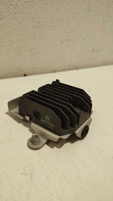 Aproape orice piesa Yamaha FZ6S Fz6N 2004+