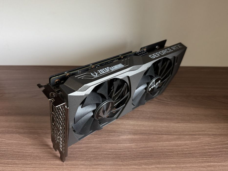 RTX 3050 8gb zotac gaming