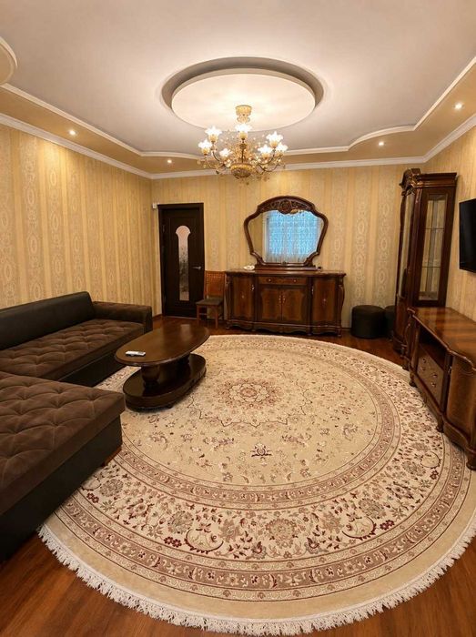 Паркентский, Мавлоно Риёзий дахасида 1та кизга 1та хона без маклера