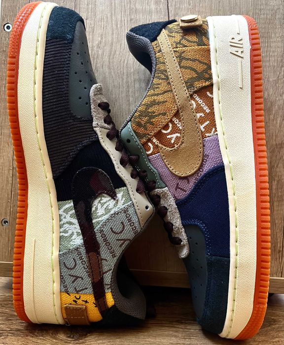 Nike Air Force 1 Low x Travis Scott "Cactus Jack" - 43 EU