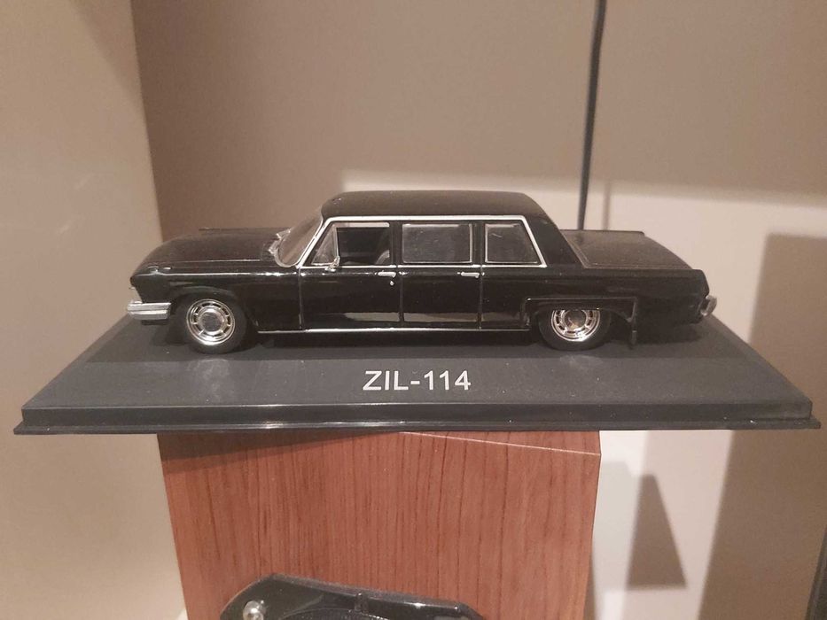 Zil-114 Macheta metal din colectia Masini de Legenda 1:43
