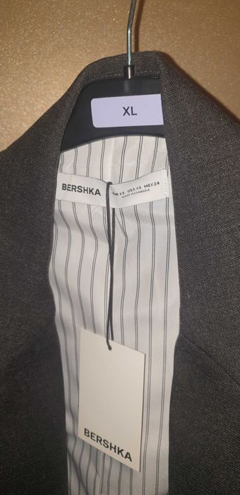 Sacou Bershka ,Gri Antracit, NOU , Eticheta