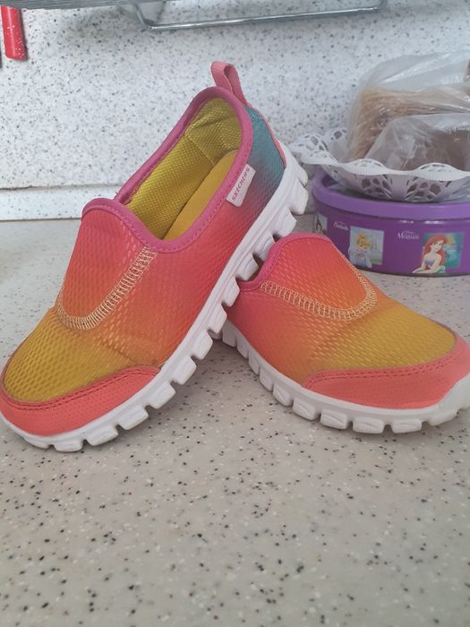 Продам Кросовки-макасы