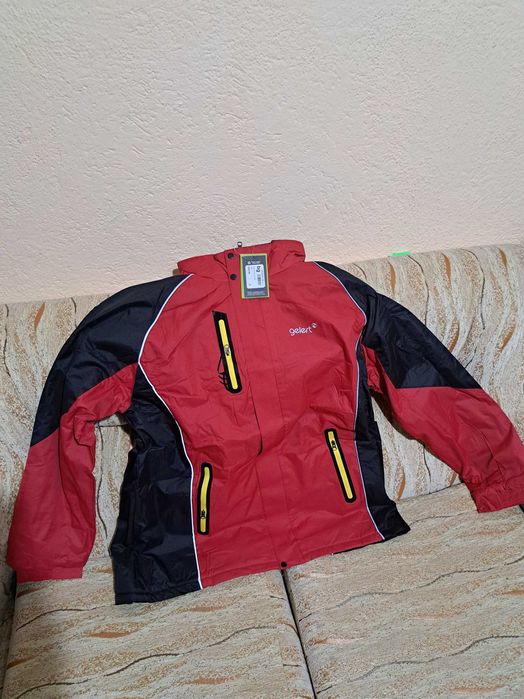 Мъжко водонепропускаемо яке