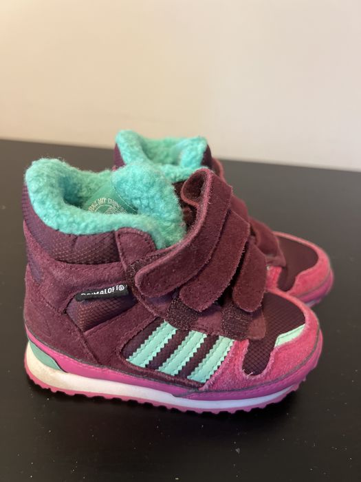 Адидас детски апрески 22 номер,унисекс