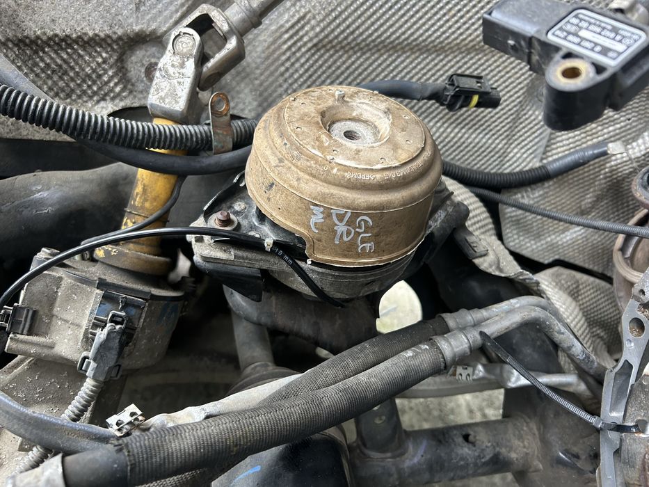 Tampon motor dreapta Mercedes GLE 250 cdi