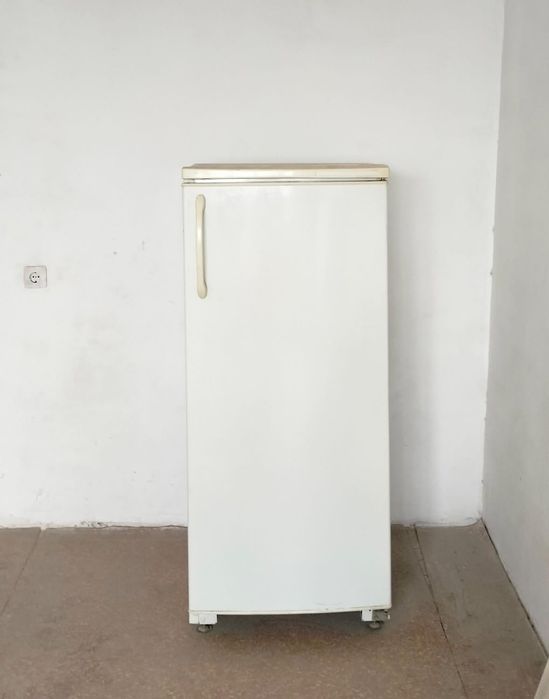 Холодильник в хорошем состоянии